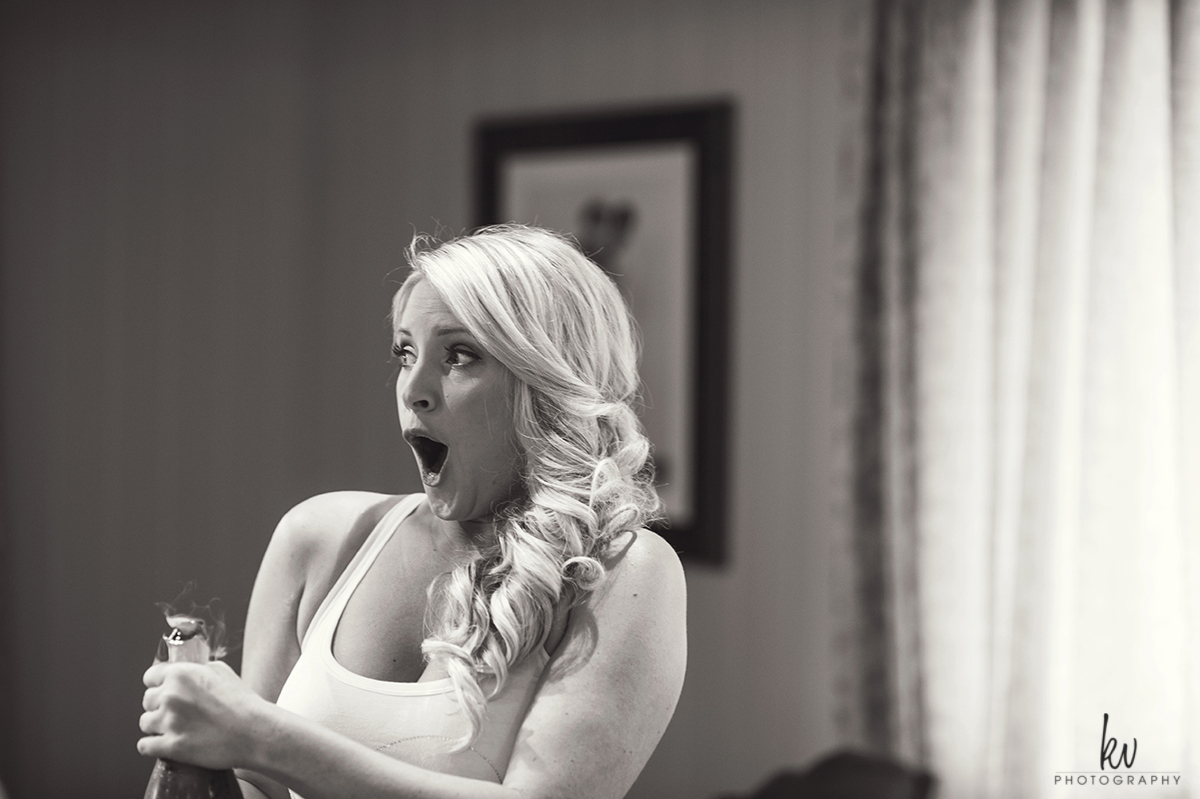 Getting ready during an orlando wedding by kv photography
