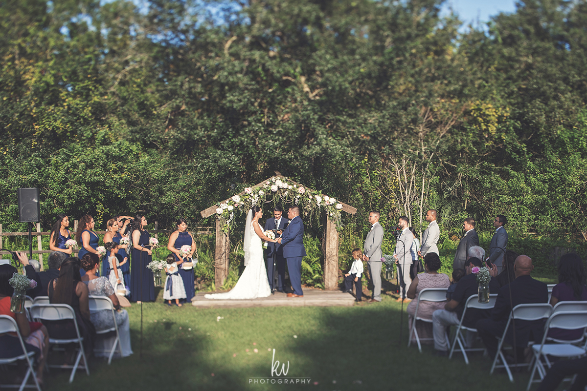 Birdsong Barn Wedding by KV Photography Orlando Photographers