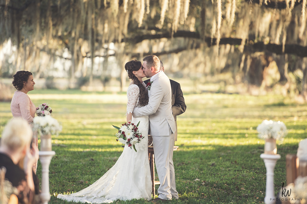 Rustic Wedding by Orlando wedding photographers KV