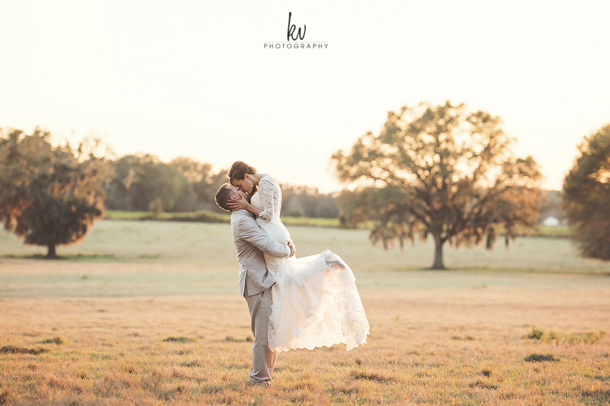 Rustic Wedding by Orlando wedding photographers KV