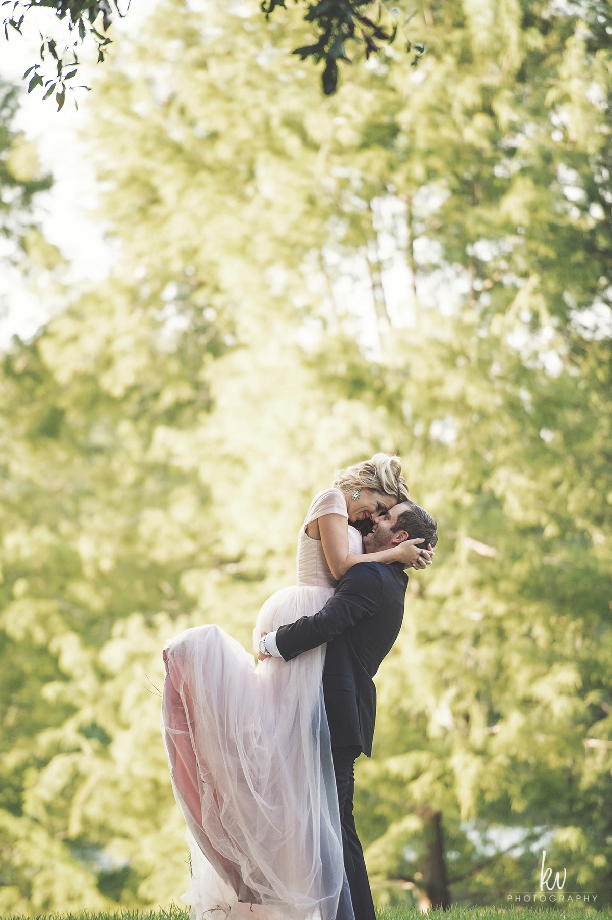 Stephanie and Ryan's engagement session in Downtown Orlando Florida